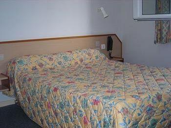 Hotel Le Pairoux Volvic Ngoại thất bức ảnh